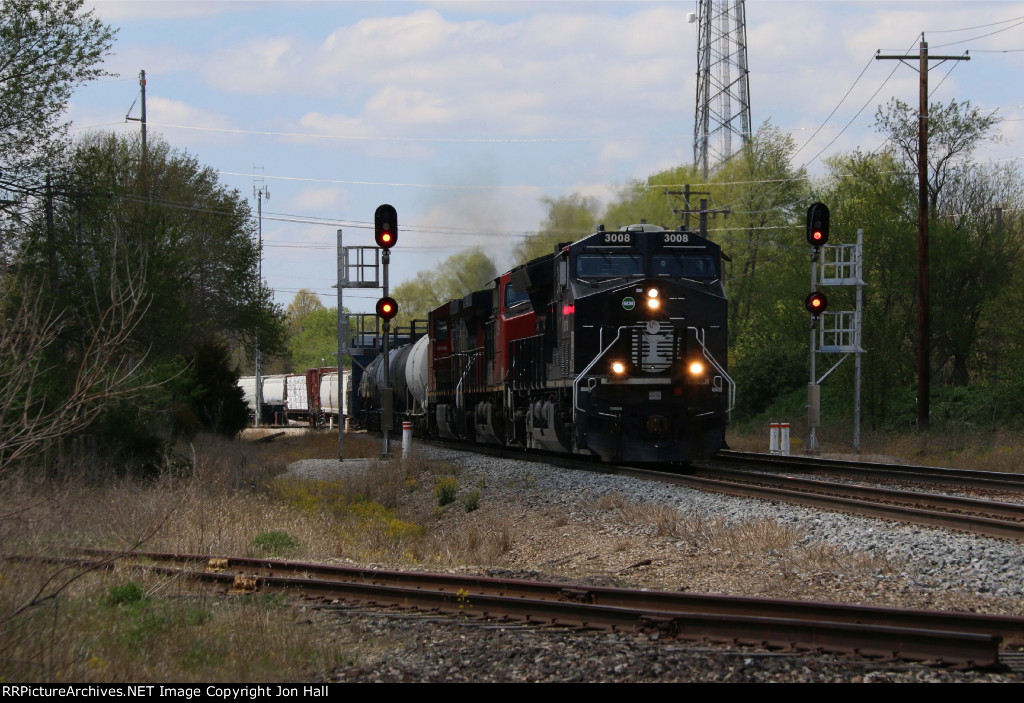 CN 3008 leads M396 east on to Main 2